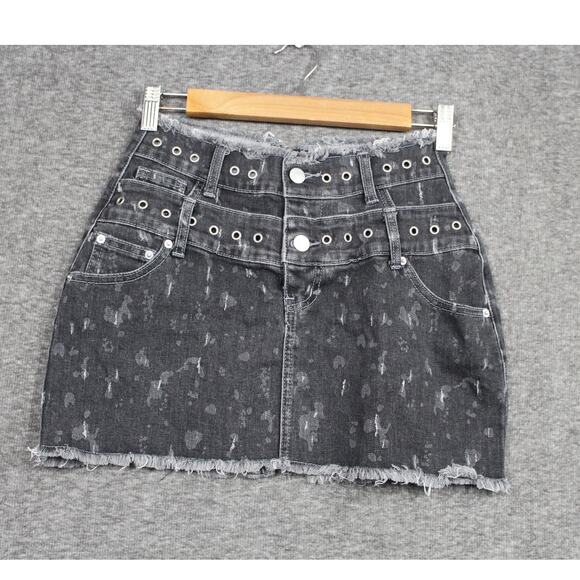 OUTCAST STARLYNN MINI SKIRT BLACK WASH size XS - Picture 1 of 4